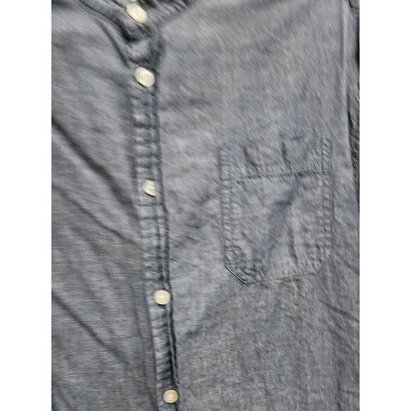 ARTISTRY In Motion Mens Shirt Medium Gray Chambray Cotton Long Sleeve Button Up - Picture 2 of 7
